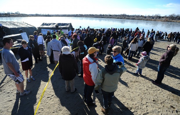 Spectators gather as volunteers